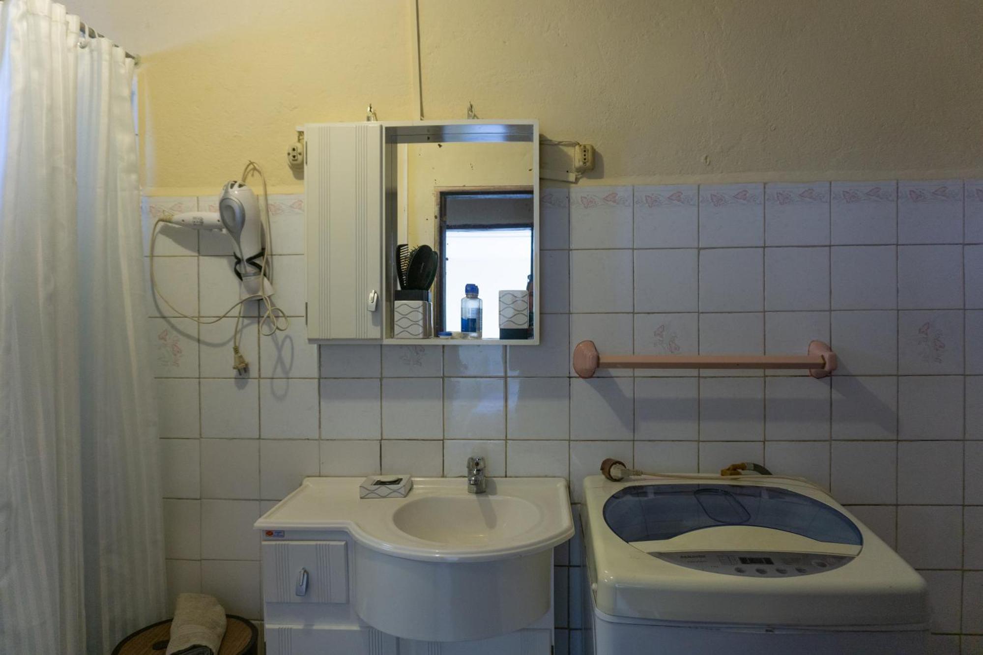 Mi Casa Es Tu Casa Apartment Melo Luaran gambar